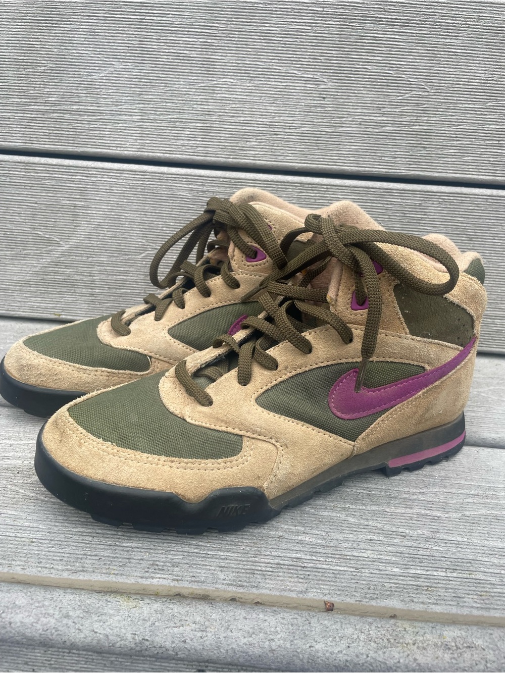 Vintage 90's Nike Caldera Hiking Boots Women's Sz 7.5 Suede Olive Purple 930507